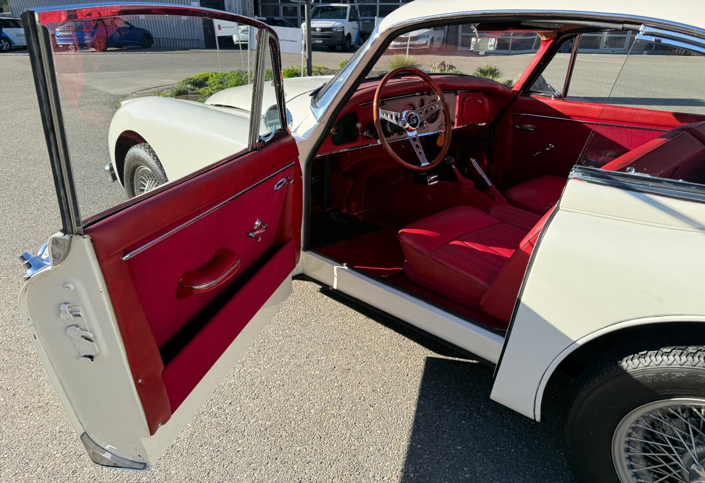 MOTO6625_2880041 vehicle image