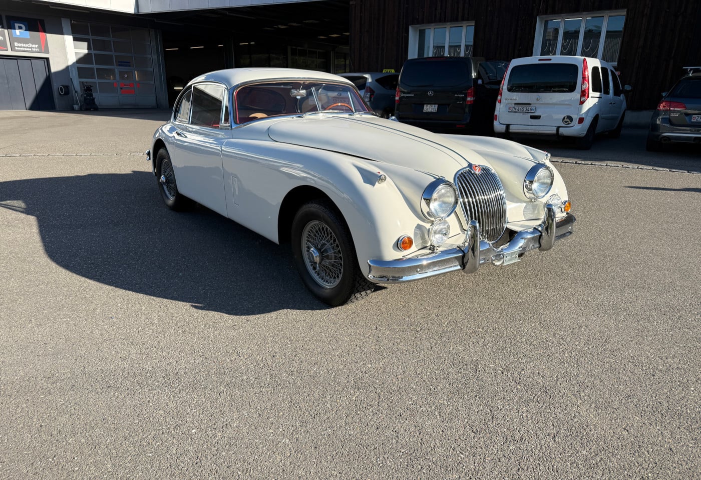 MOTO6625_2880041 vehicle image