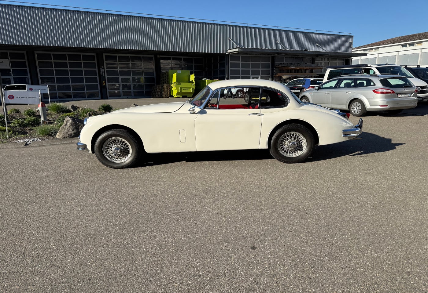 MOTO6625_2880041 vehicle image