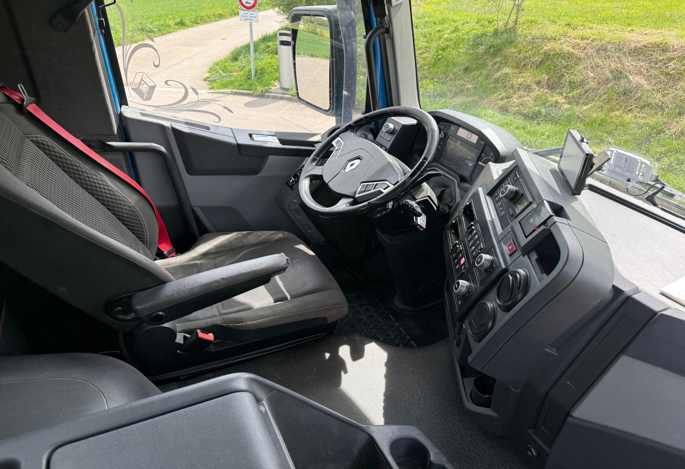 MOTO6625_2889551 vehicle image