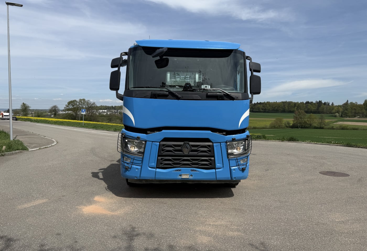 MOTO6625_2889551 vehicle image