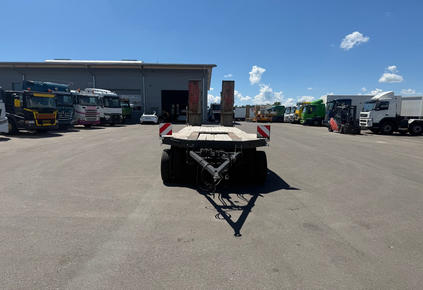 MOTO6625_2910518 vehicle image