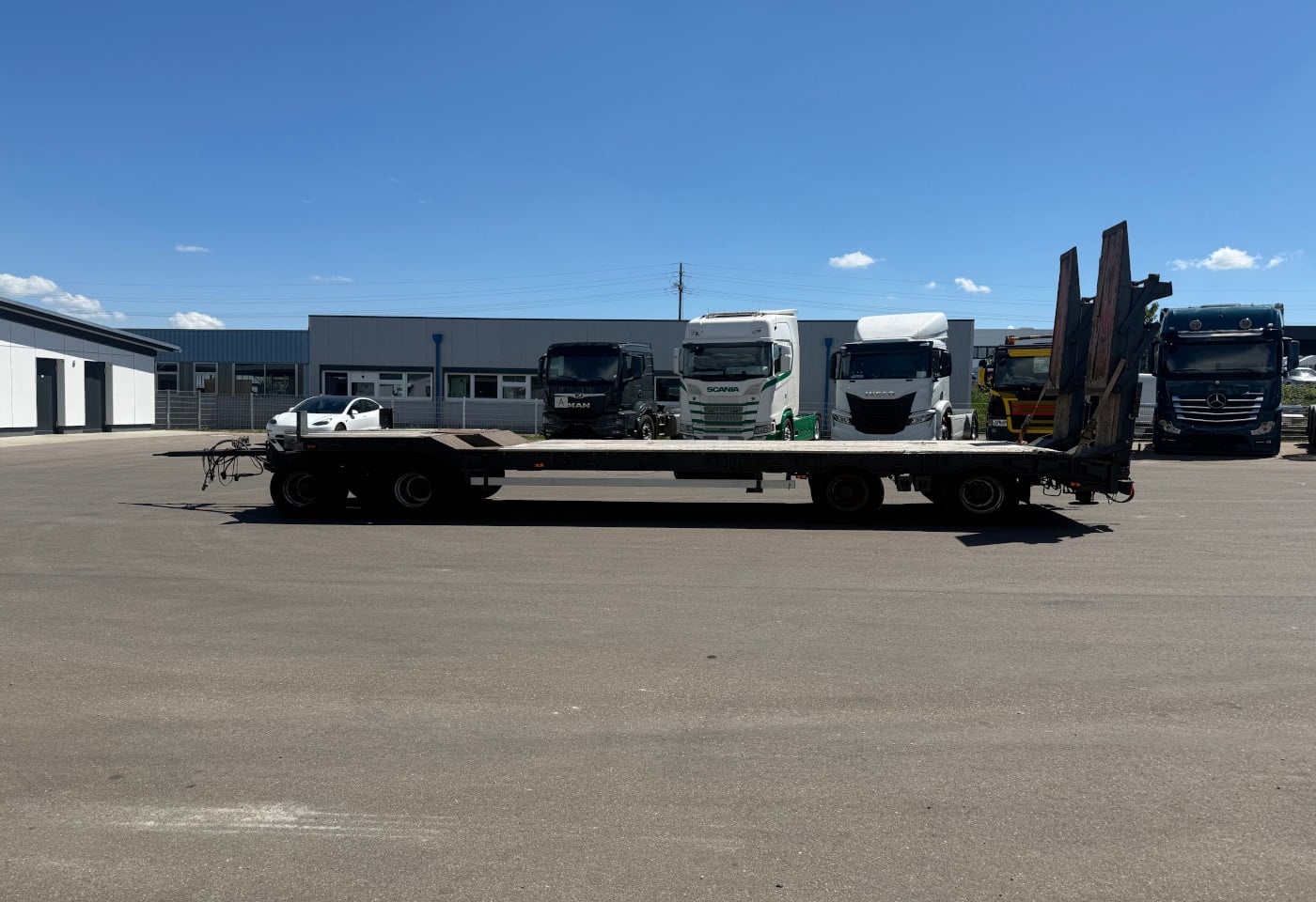 MOTO6625_2910518 vehicle image