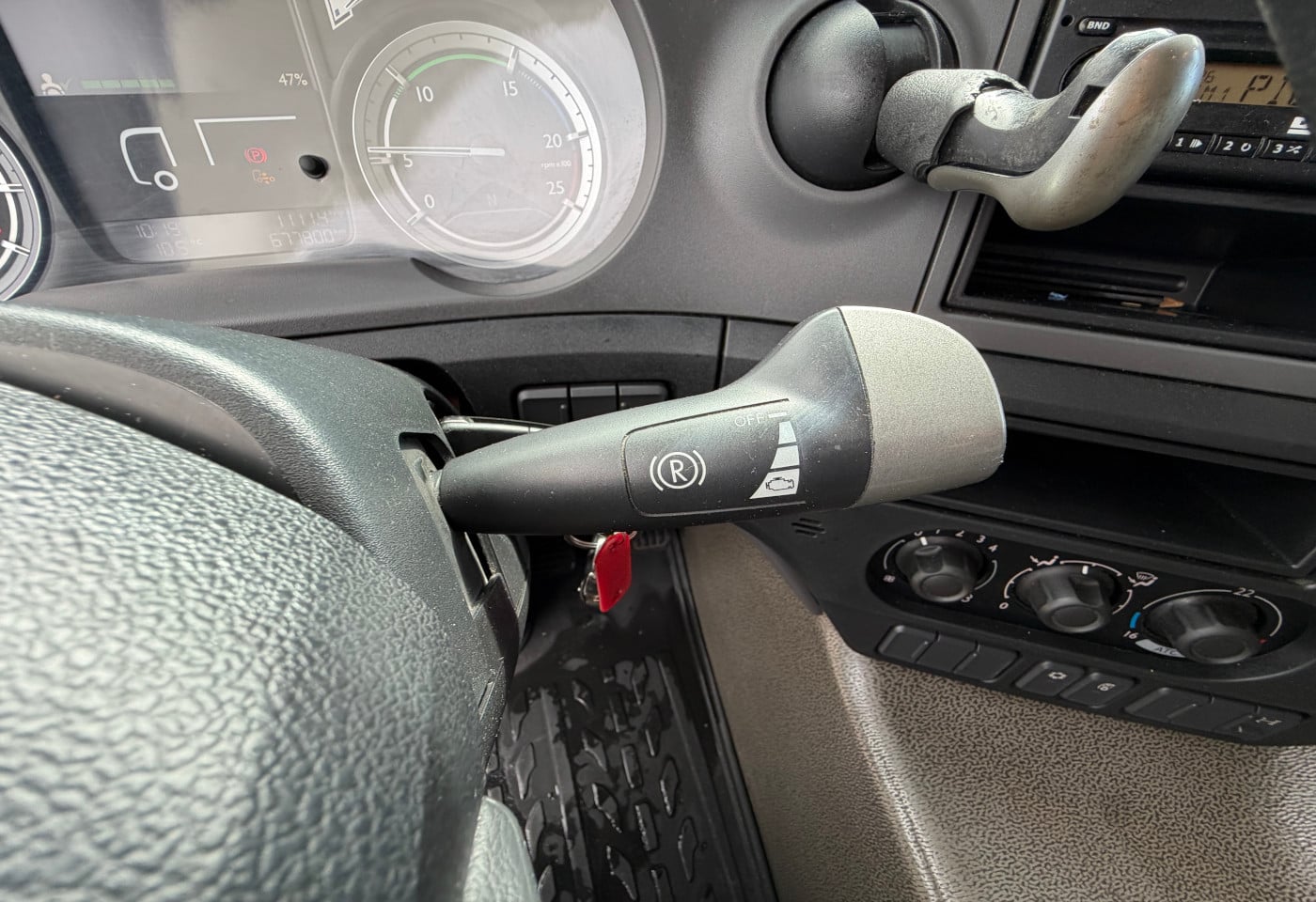 MOTO6625_2915035 vehicle image