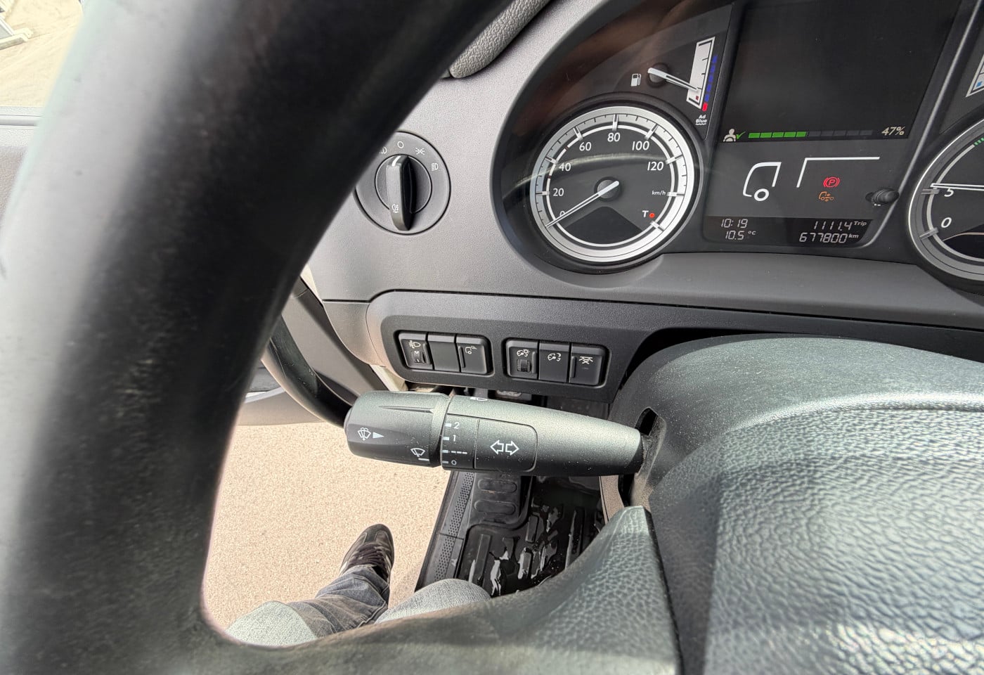 MOTO6625_2915035 vehicle image