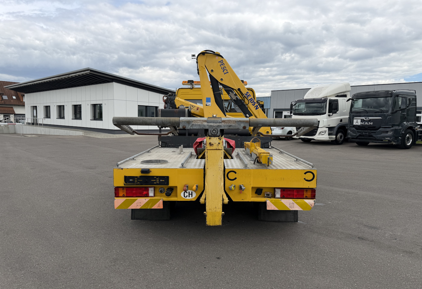 MOTO6625_2917374 vehicle image