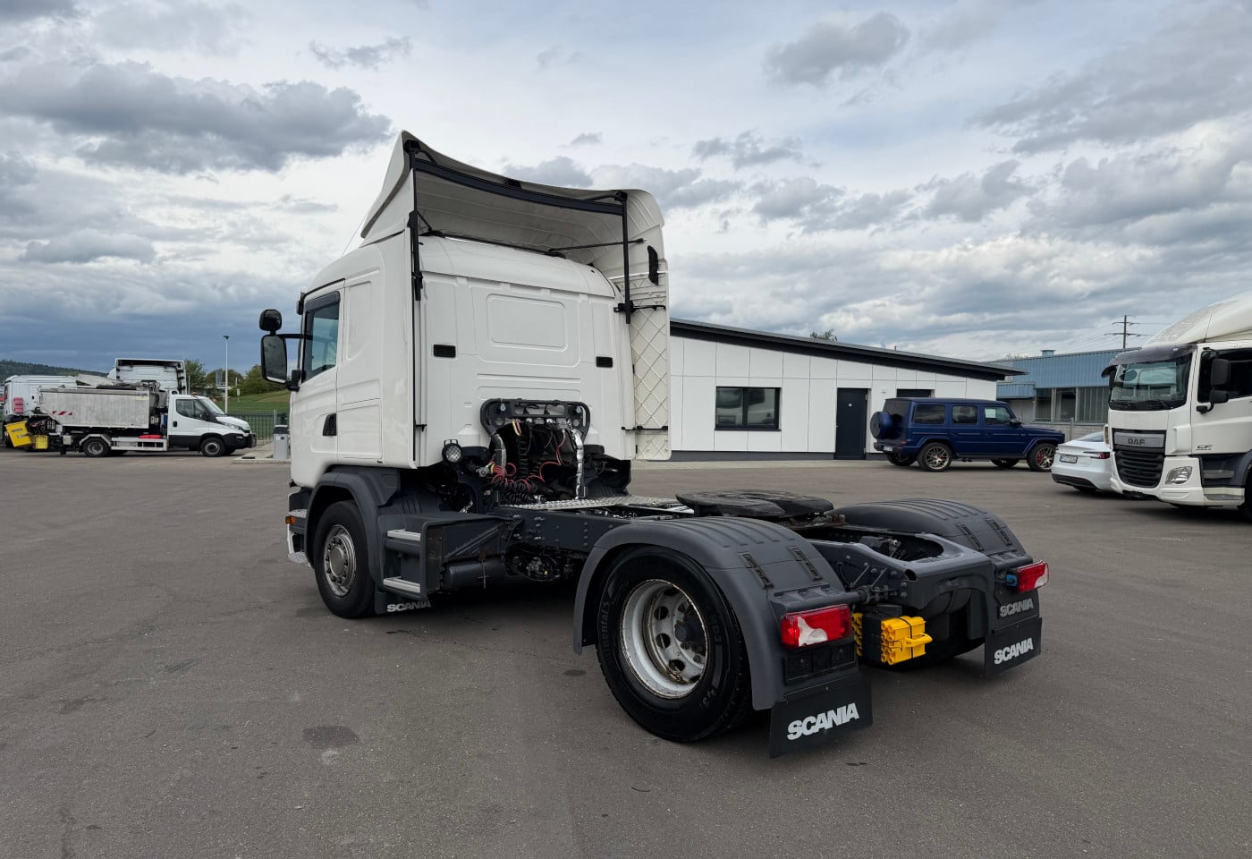 MOTO6625_2917783 vehicle image