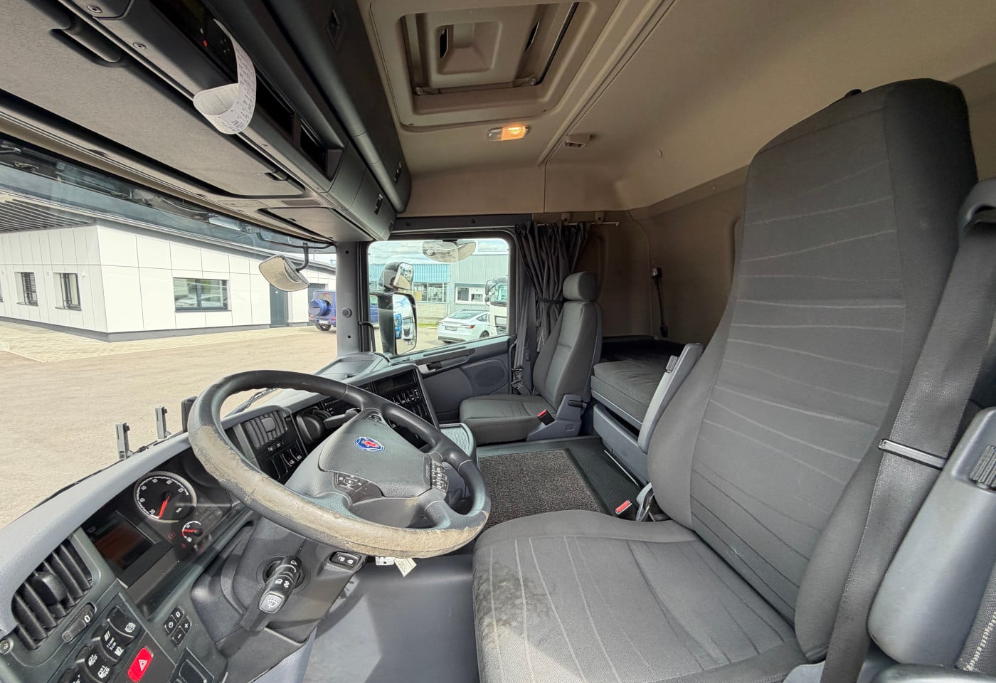 MOTO6625_2917783 vehicle image