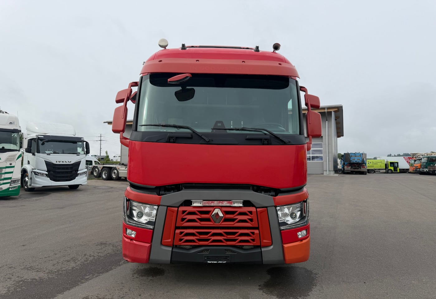 MOTO6625_2916945 vehicle image