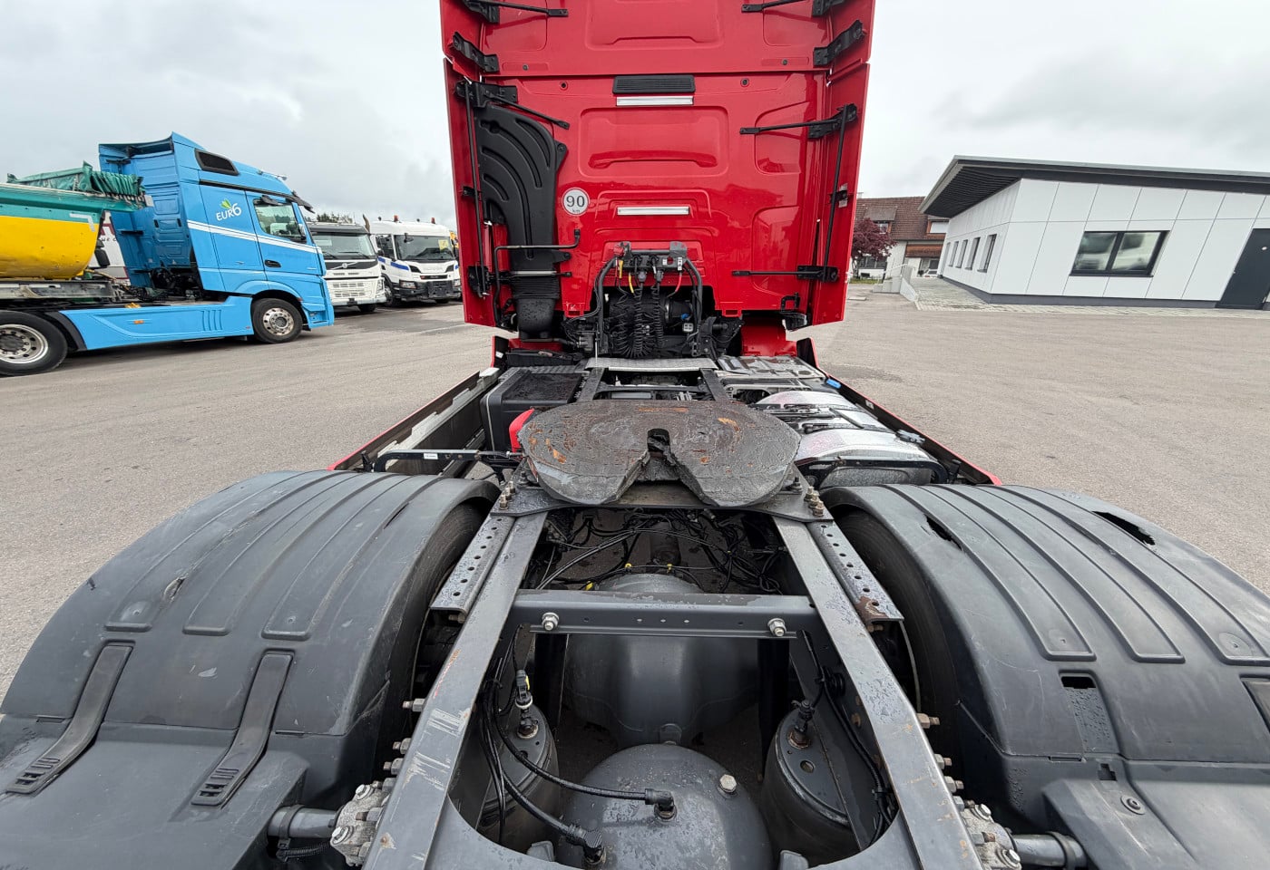 MOTO6625_2916945 vehicle image