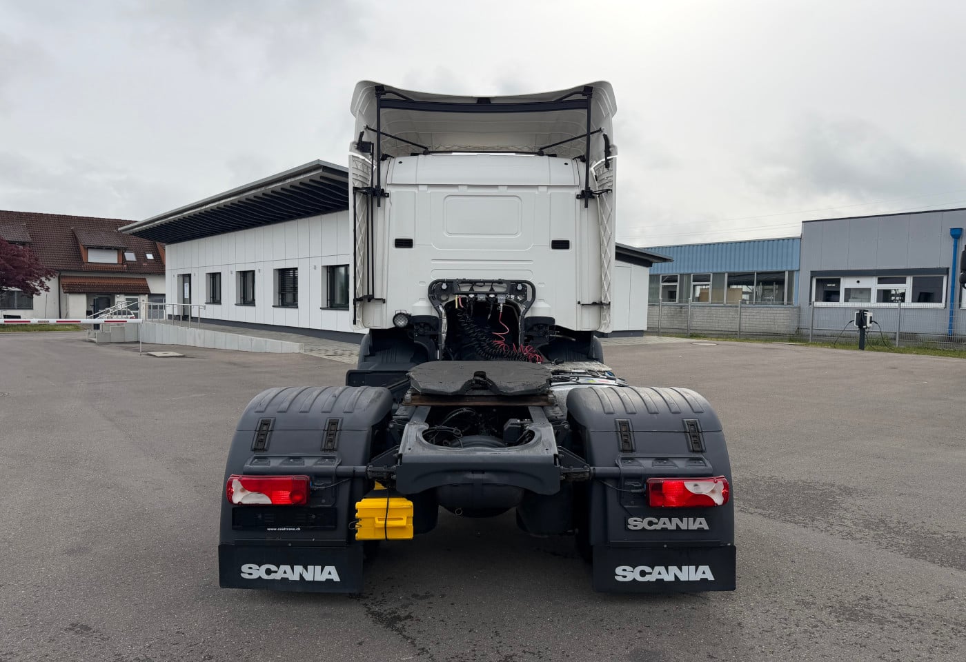 MOTO6625_2916751 vehicle image