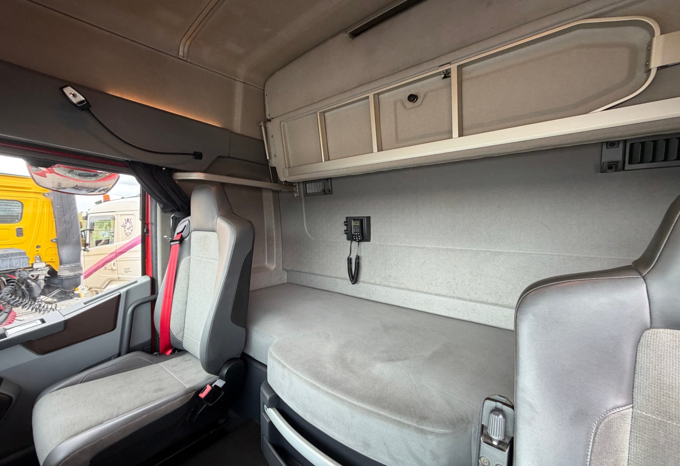 MOTO6625_2916945 vehicle image
