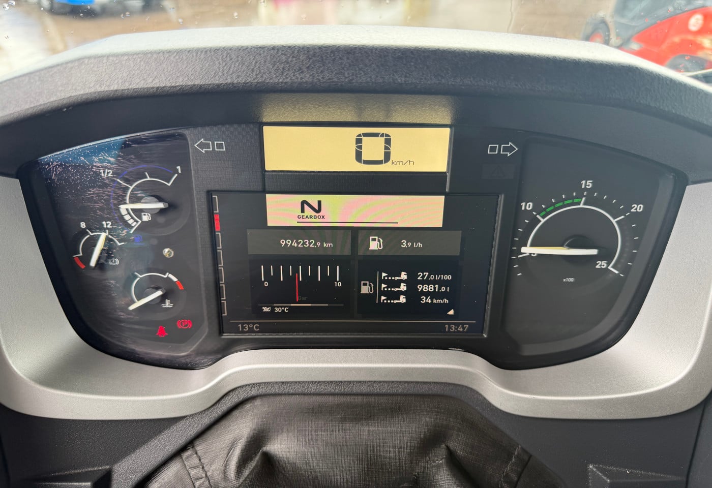 MOTO6625_2919698 vehicle image