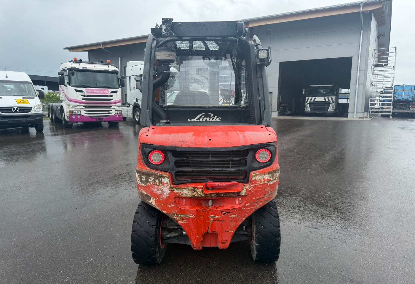 MOTO6625_2919429 vehicle image