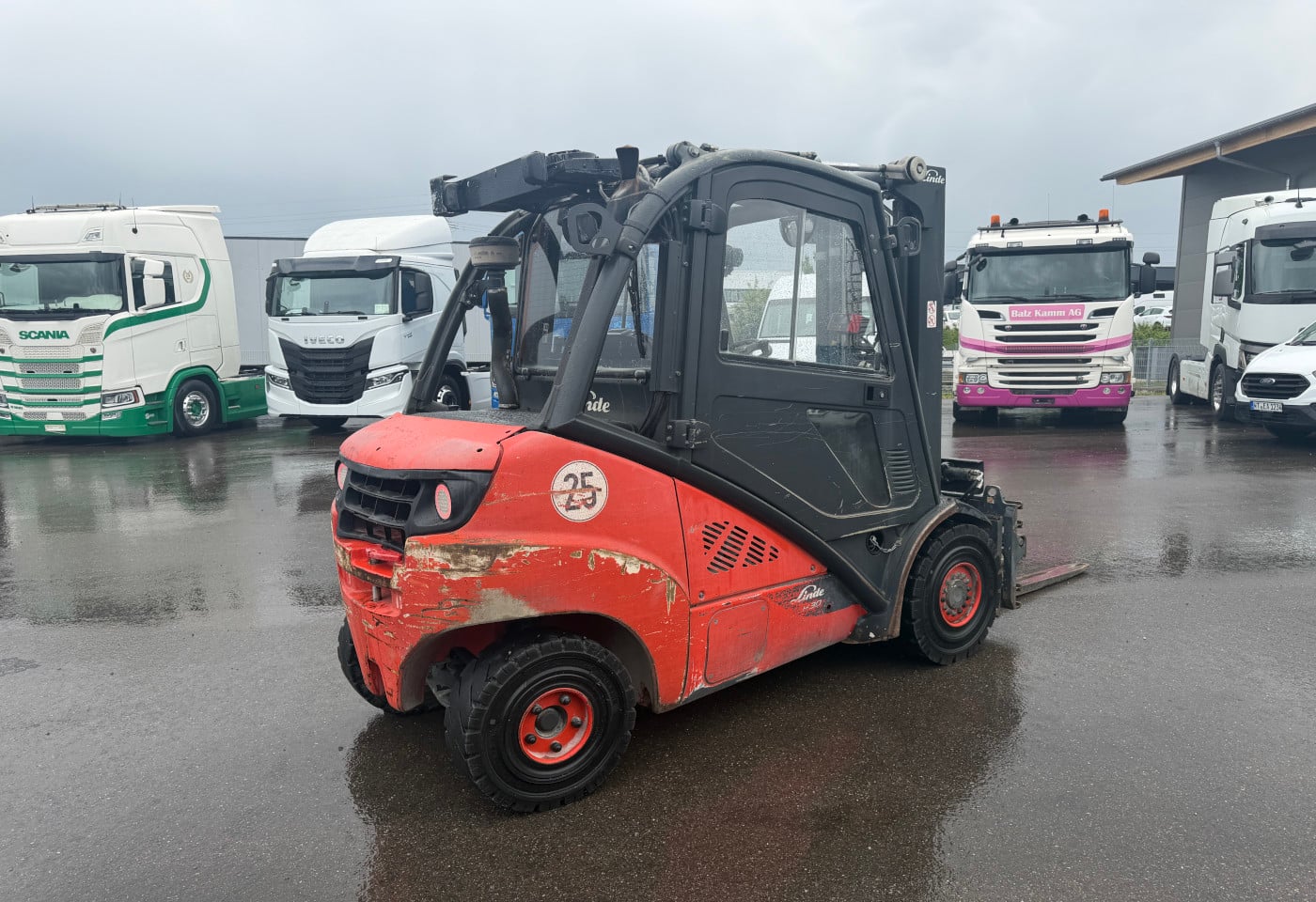 MOTO6625_2919429 vehicle image