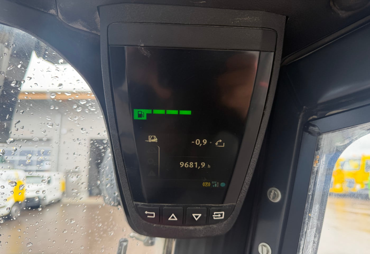 MOTO6625_2919429 vehicle image