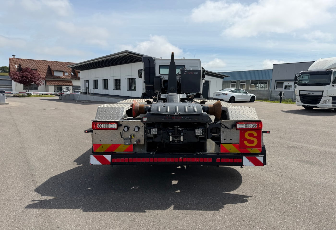 MOTO6625_2920871 vehicle image