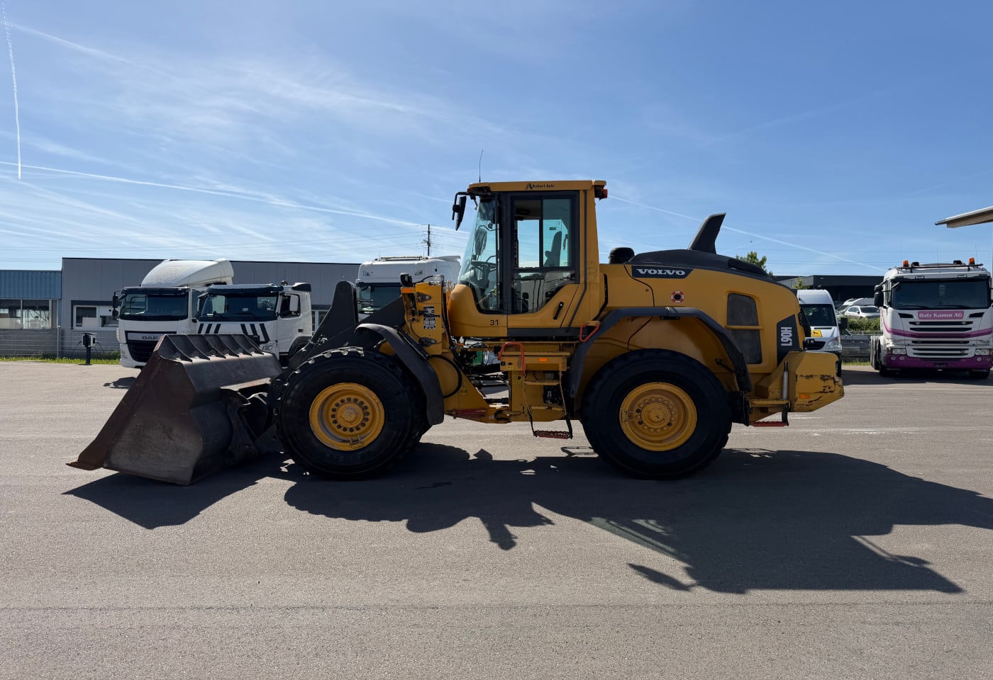 MOTO6625_2930543 vehicle image