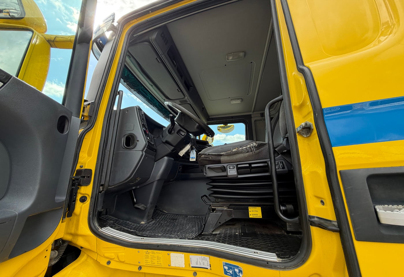 MOTO6625_2931523 vehicle image