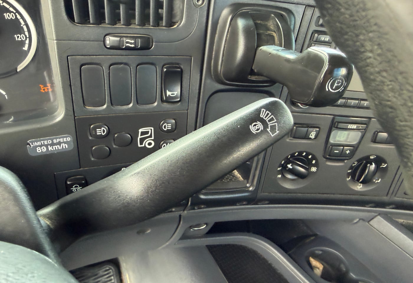 MOTO6625_2931523 vehicle image