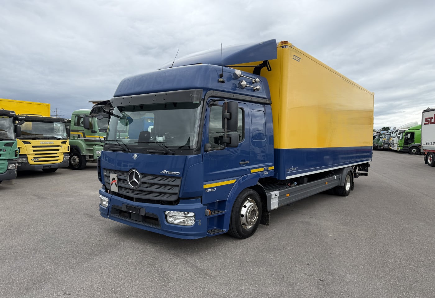 MOTO6625_2943476 vehicle image