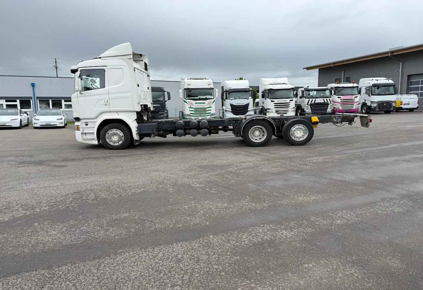 MOTO6625_2916882 vehicle image