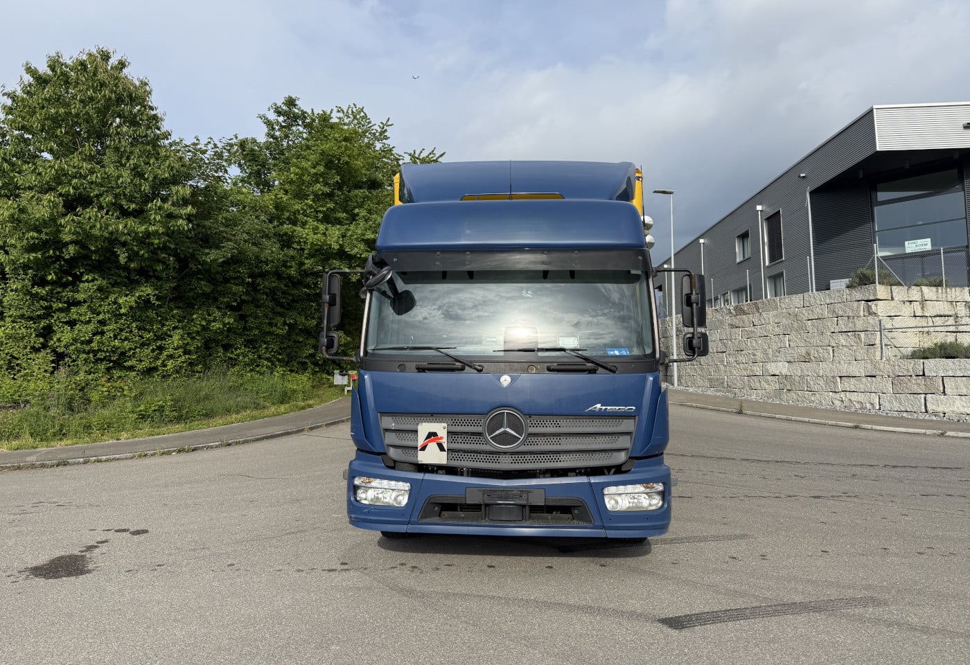 MOTO6625_2921988 vehicle image