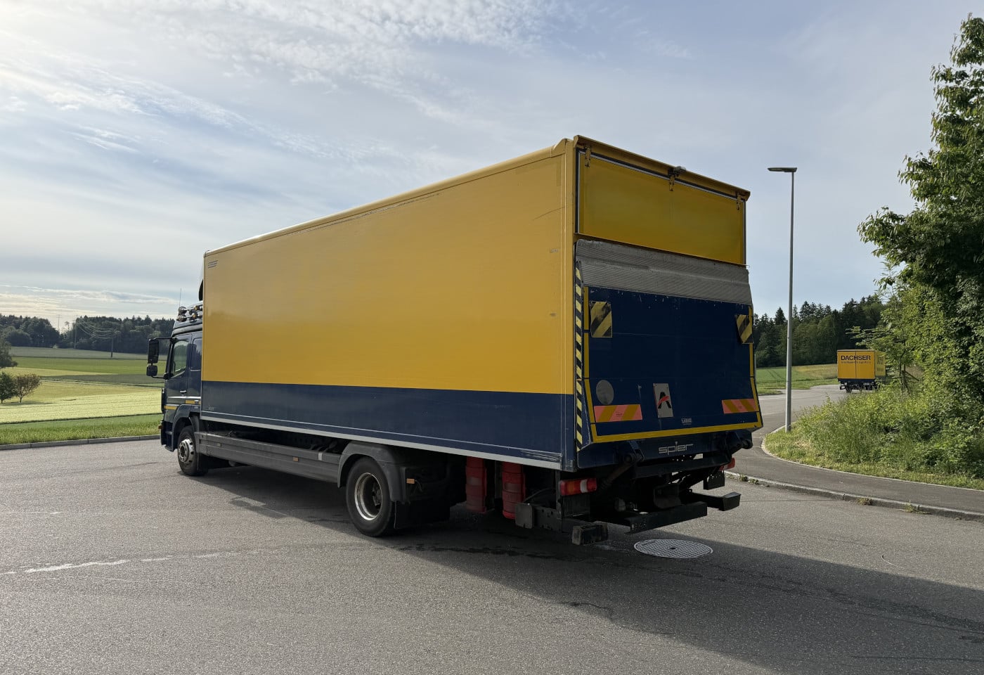 MOTO6625_2921988 vehicle image
