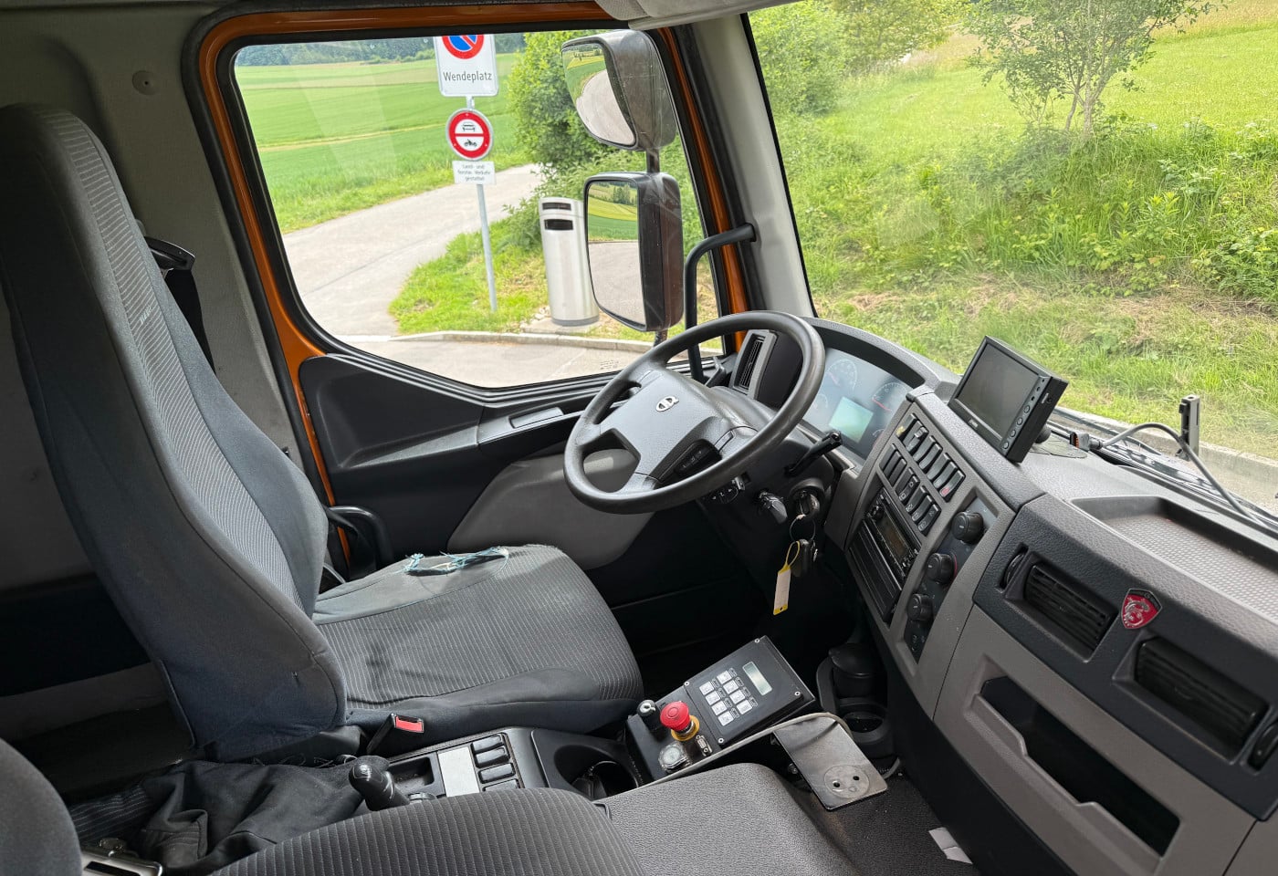 MOTO6625_2923406 vehicle image