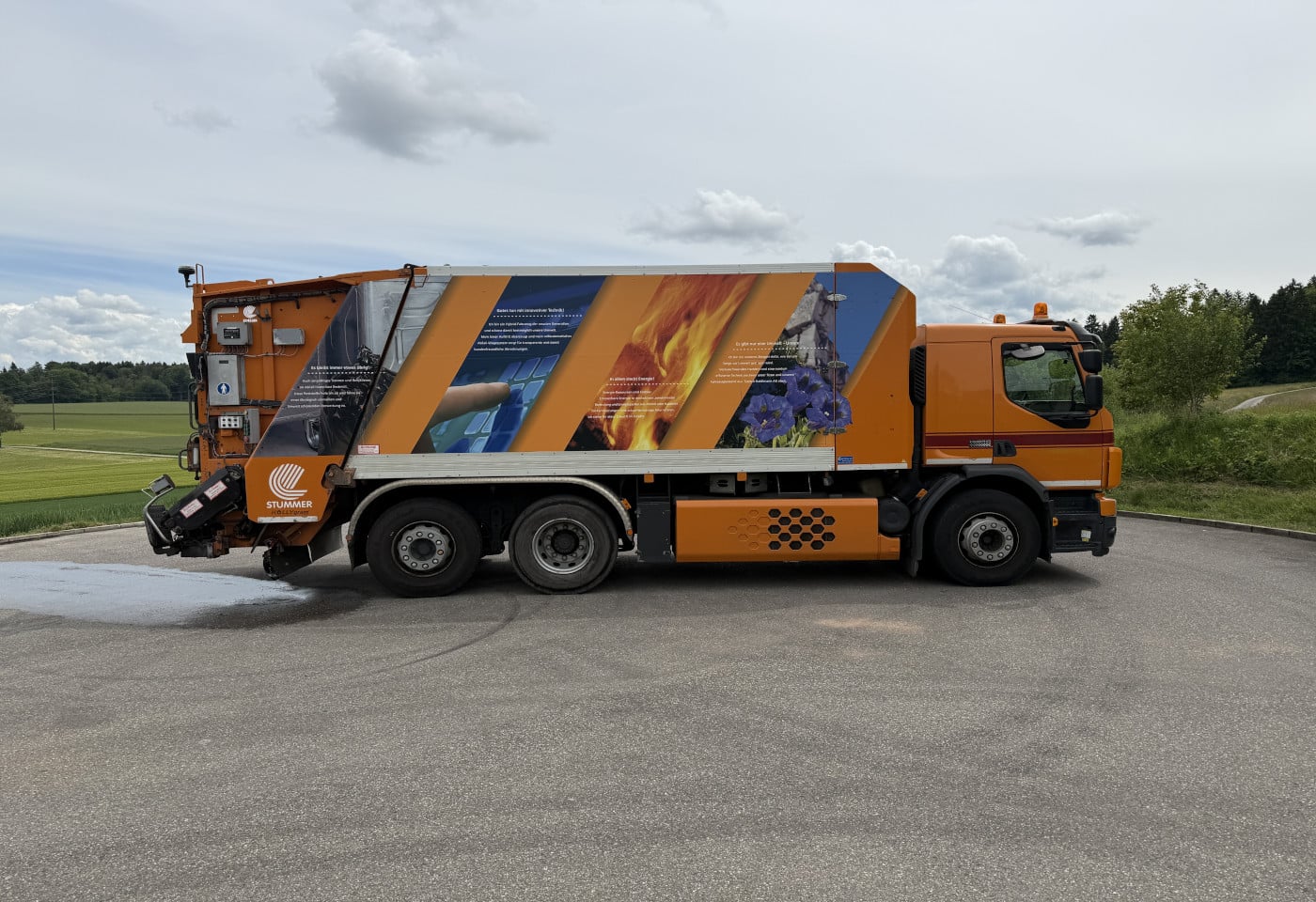 MOTO6625_2923406 vehicle image