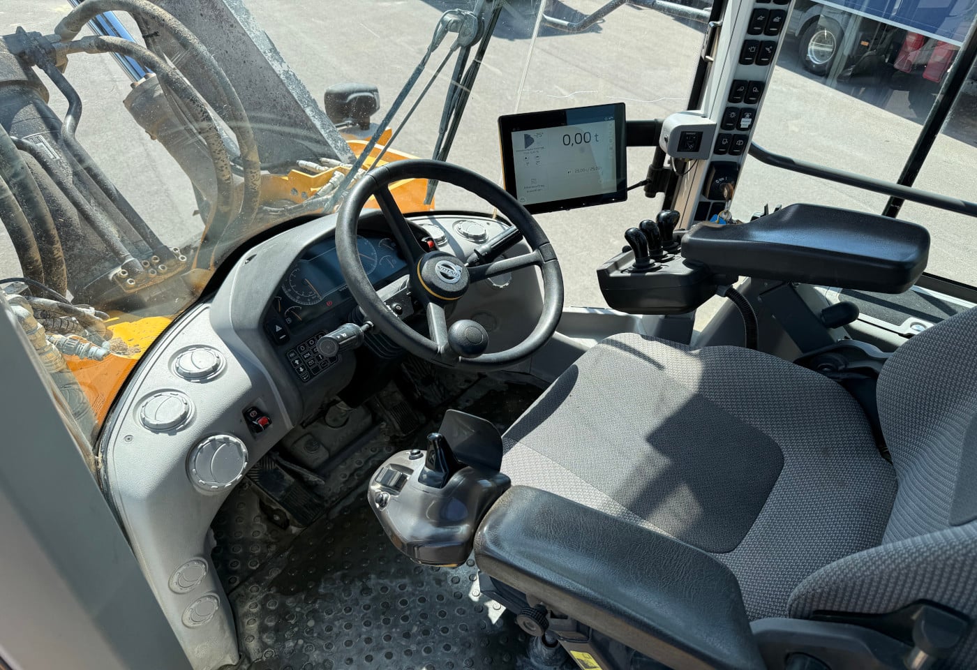 MOTO6625_2926446 vehicle image