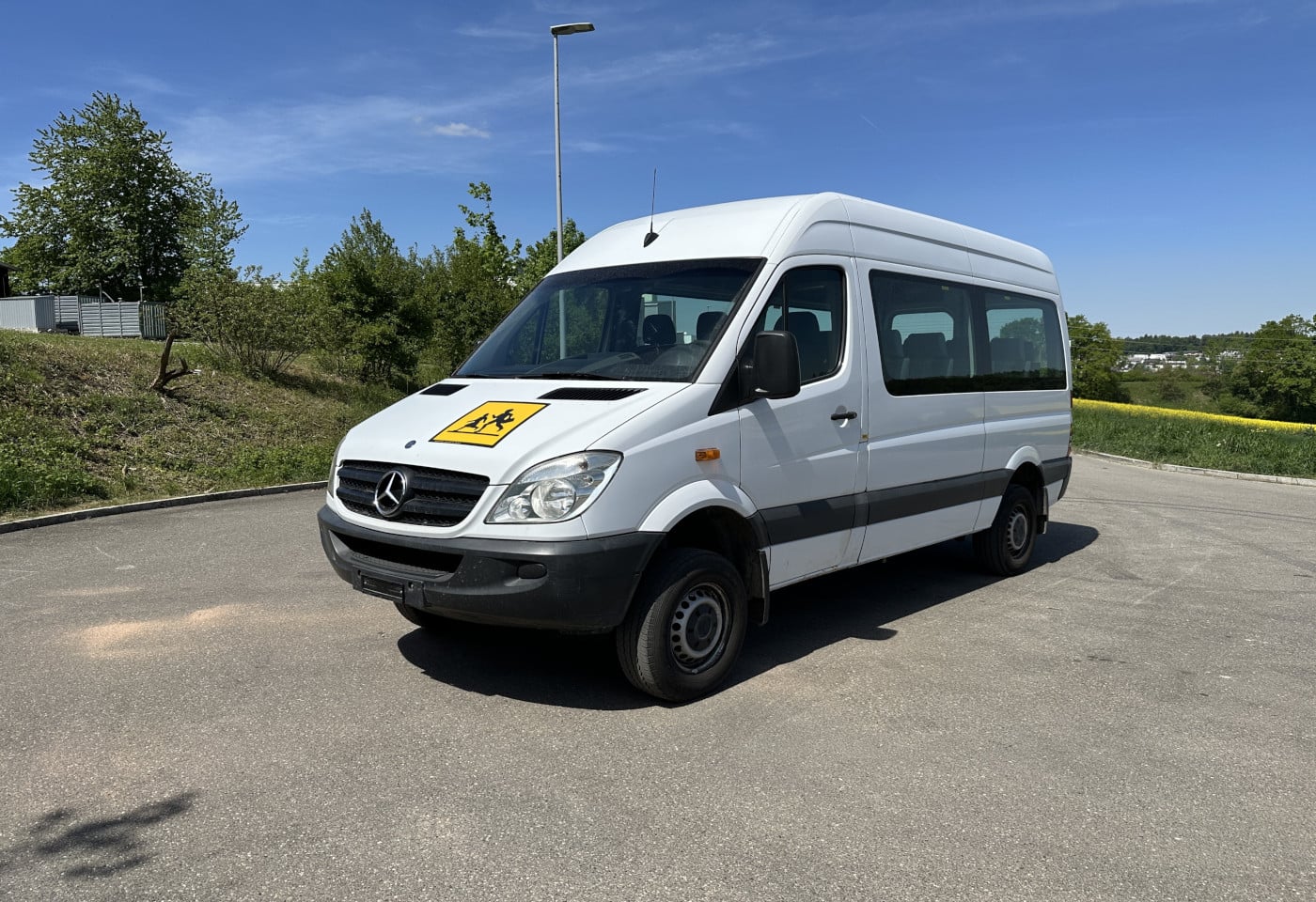 MOTO6625_2906255 vehicle image