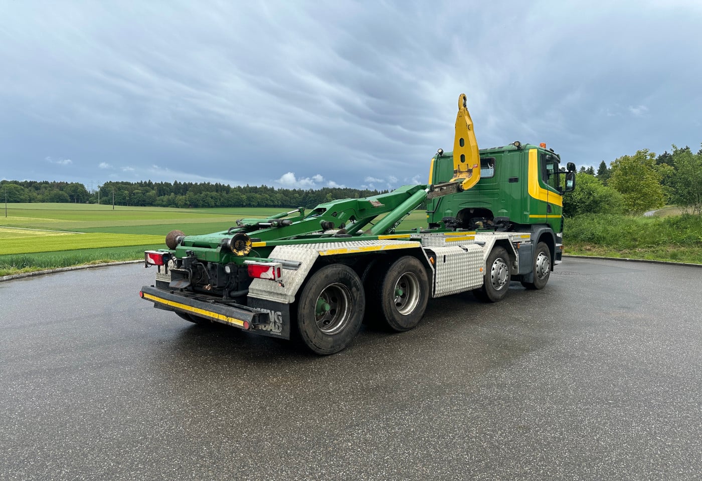 MOTO6625_2921005 vehicle image