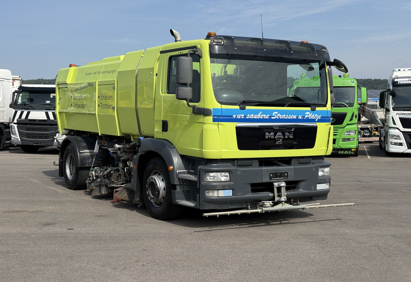 MOTO6625_2975567 vehicle image