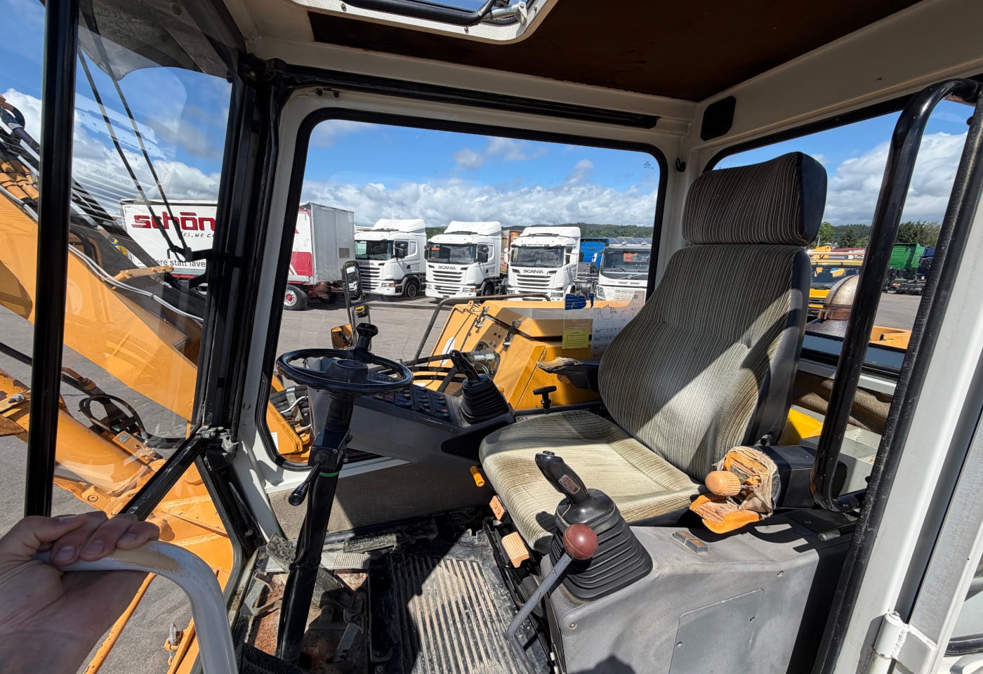 MOTO6625_2935236 vehicle image