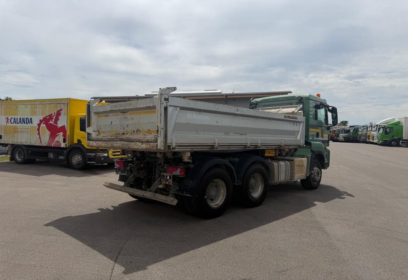 MOTO6625_2938104 vehicle image