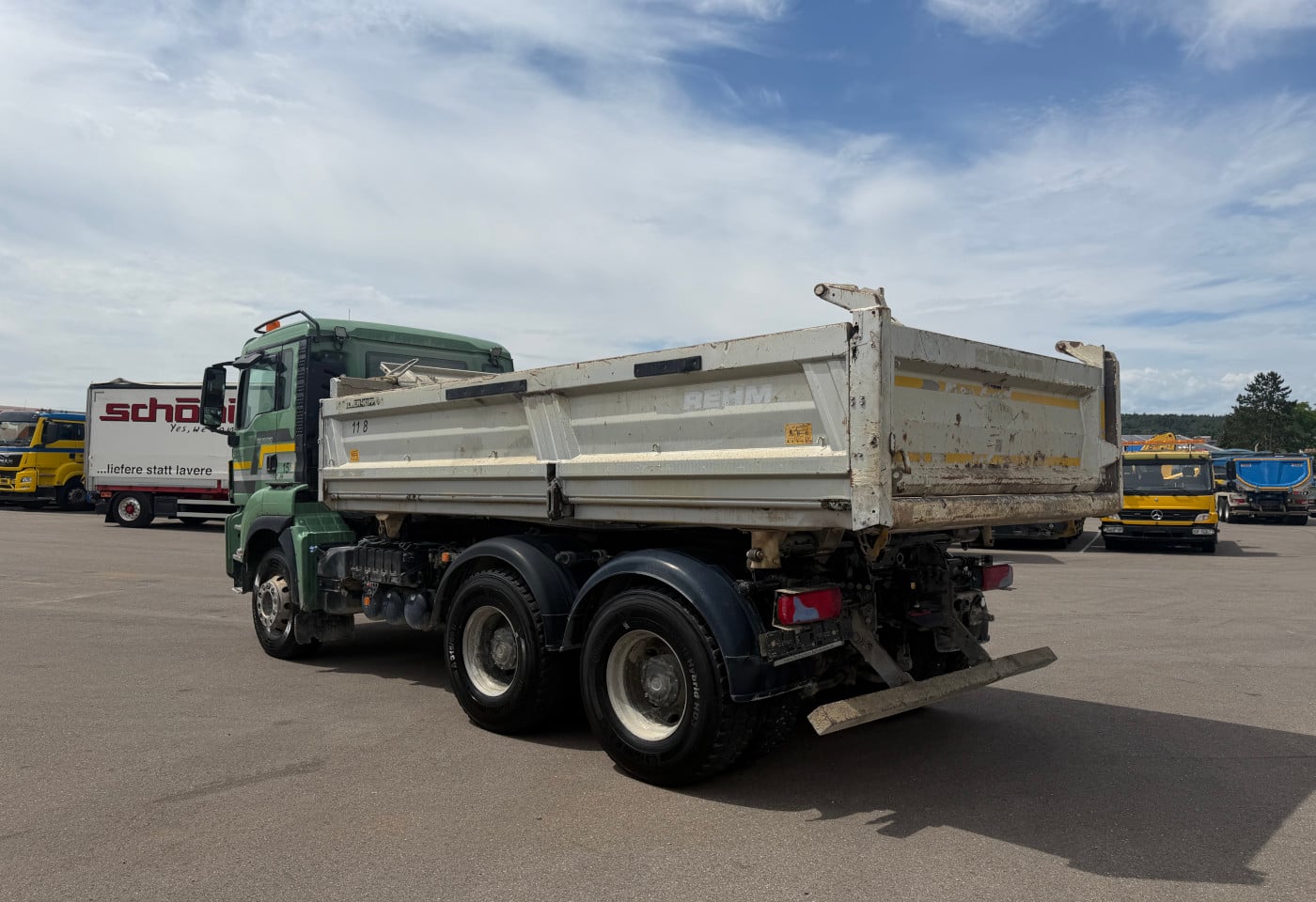 MOTO6625_2938104 vehicle image