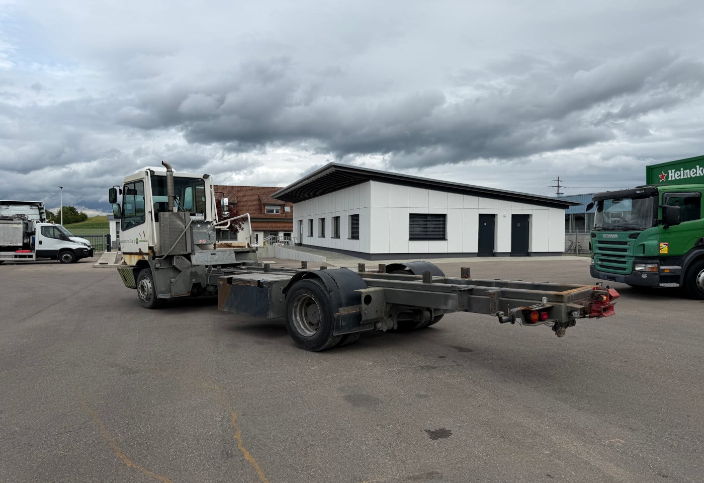 MOTO6625_2938245 vehicle image
