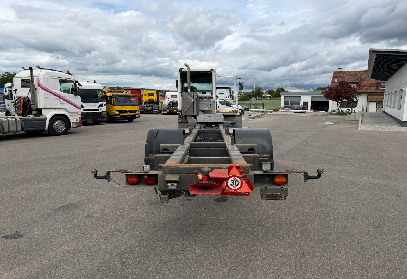 MOTO6625_2938245 vehicle image