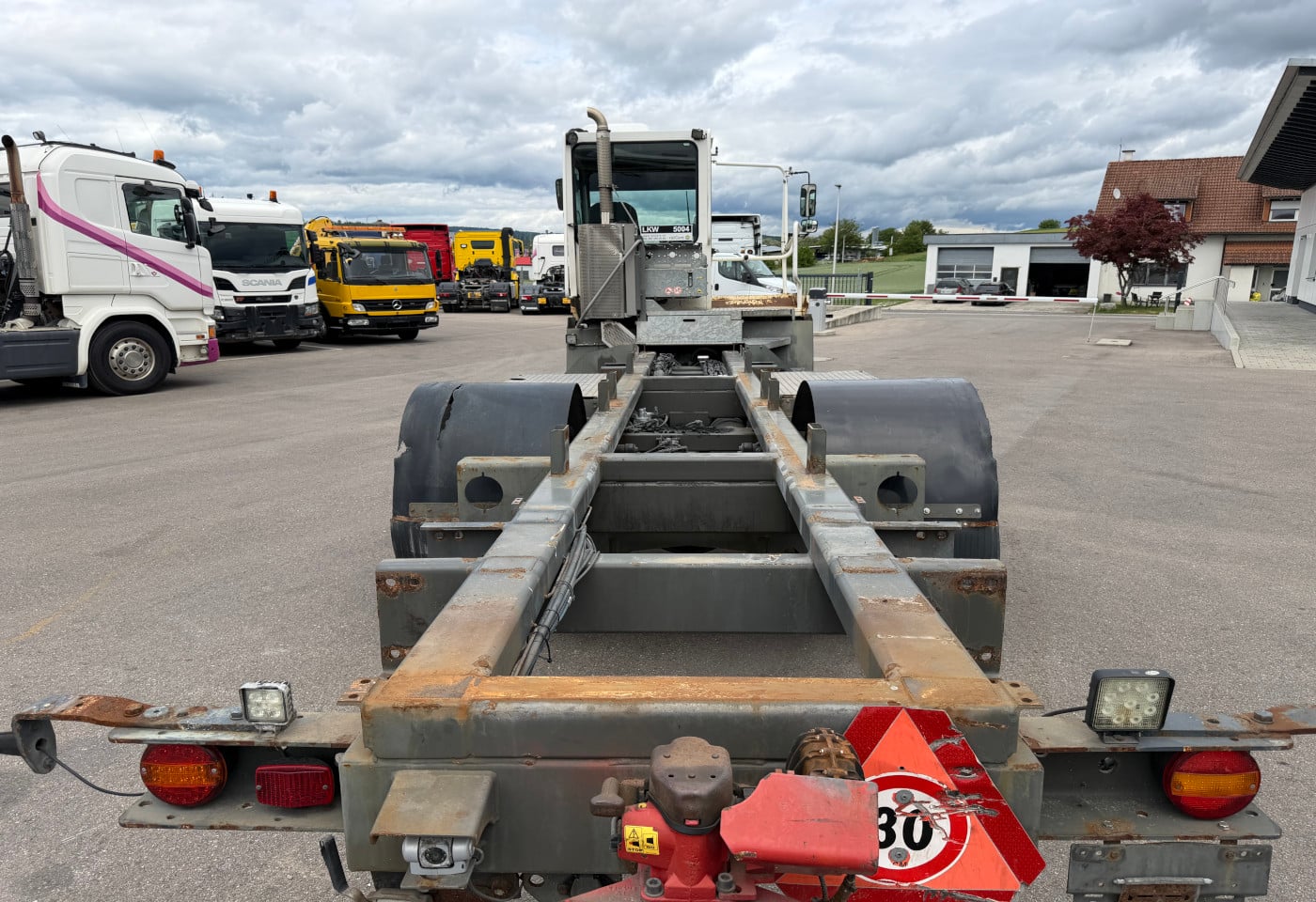 MOTO6625_2938245 vehicle image