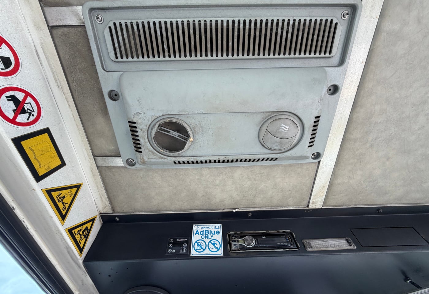 MOTO6625_2938245 vehicle image