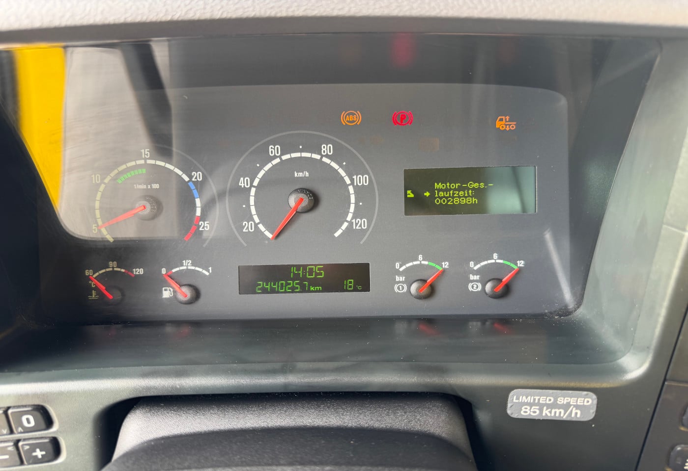 MOTO6625_2938728 vehicle image