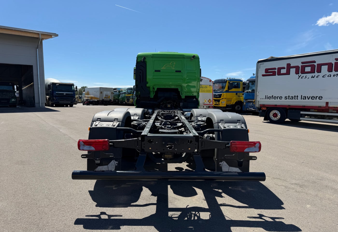 MOTO6625_2943847 vehicle image