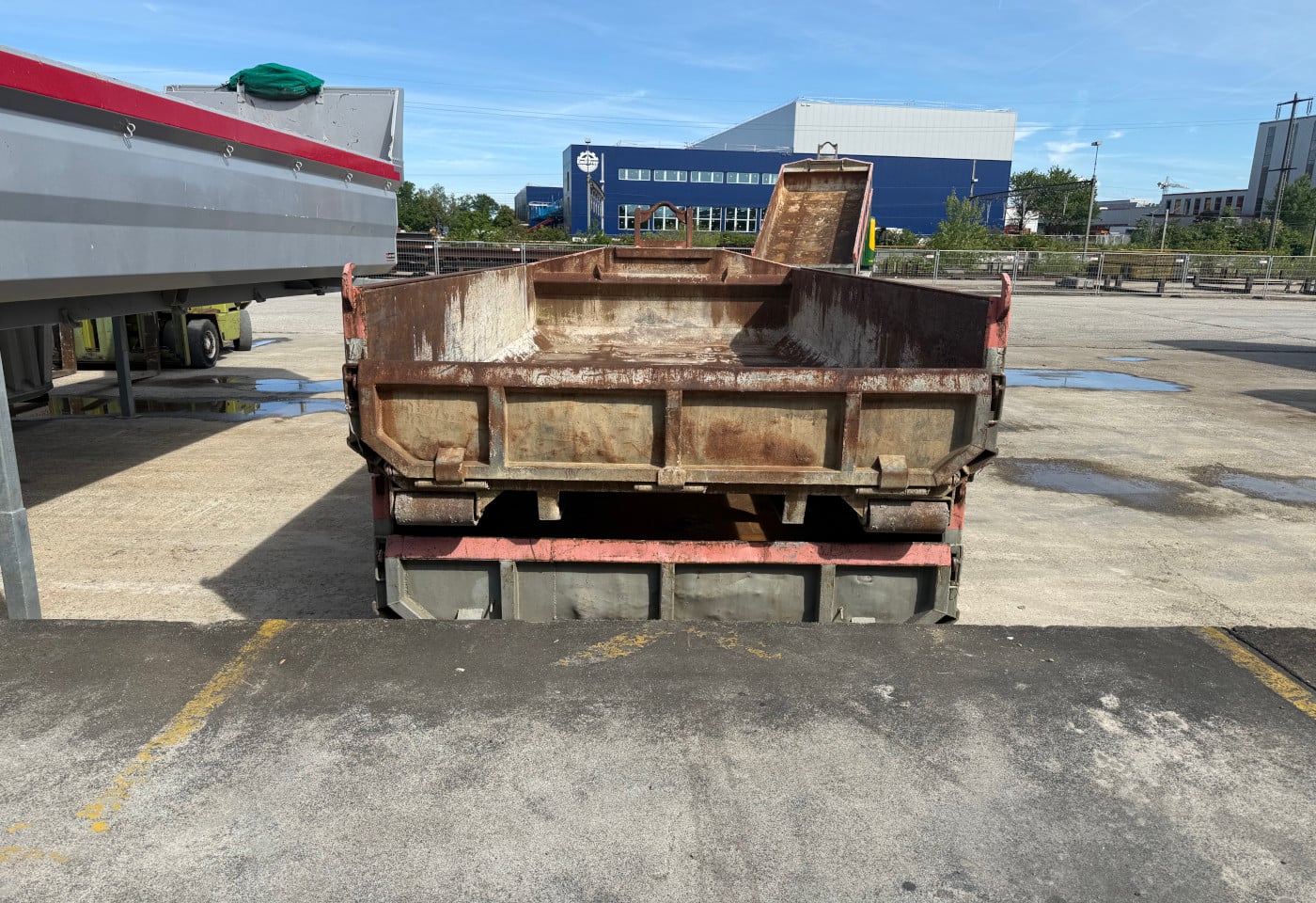 MOTO6625_2933256 vehicle image
