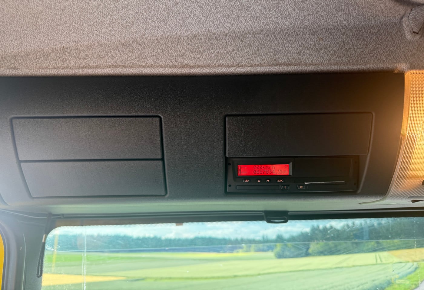 MOTO6625_2930729 vehicle image