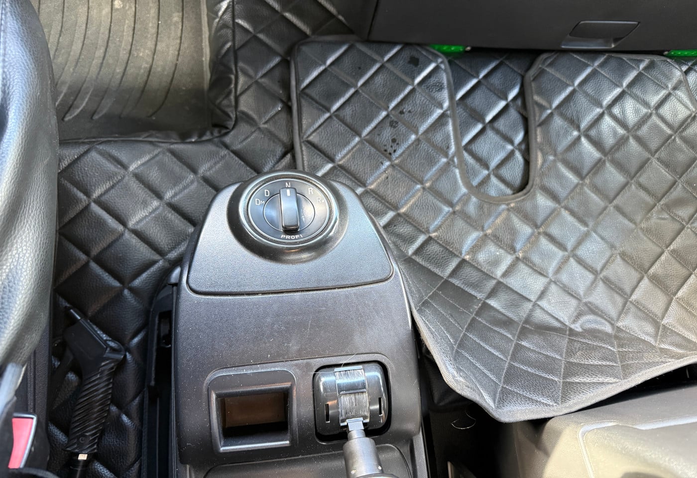 MOTO6625_2943847 vehicle image