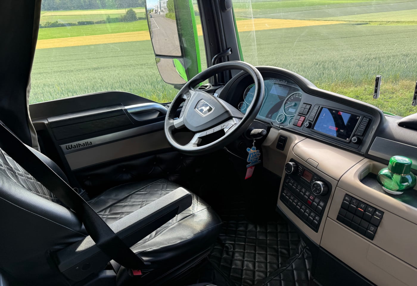 MOTO6625_2930733 vehicle image