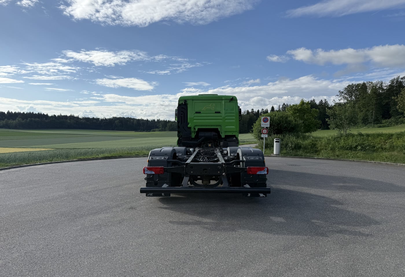 MOTO6625_2930733 vehicle image