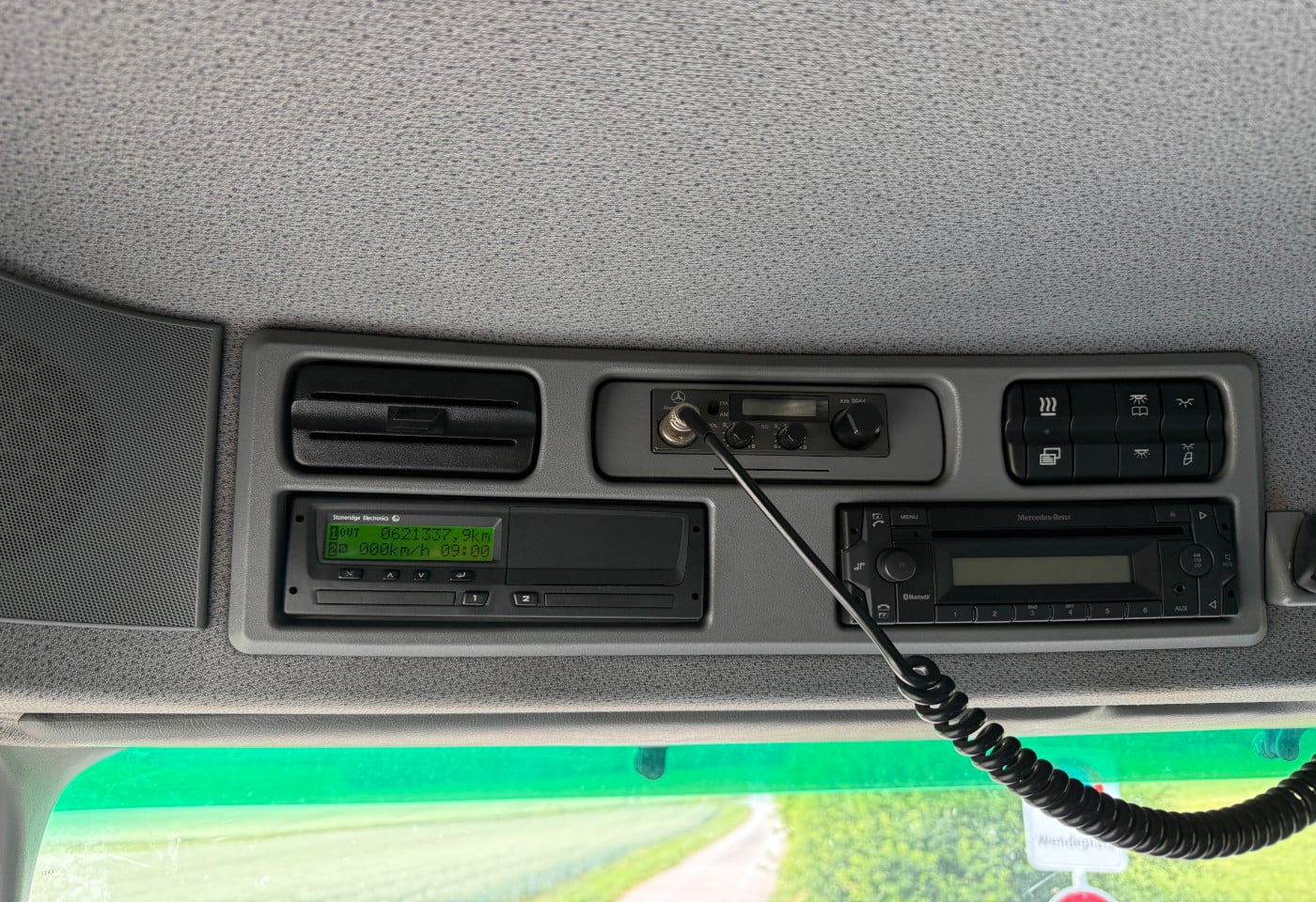 MOTO6625_2930730 vehicle image