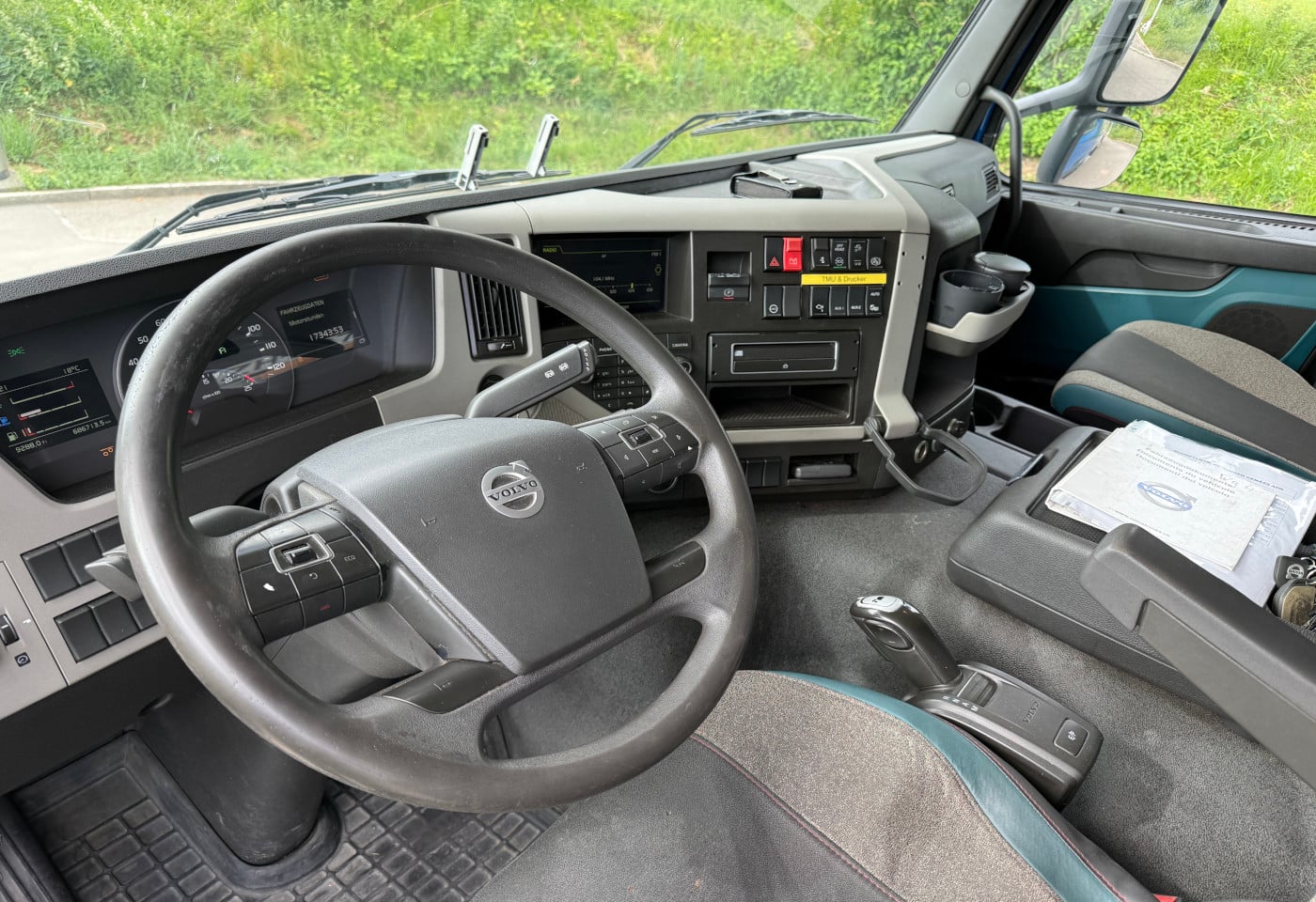 MOTO6625_2932074 vehicle image